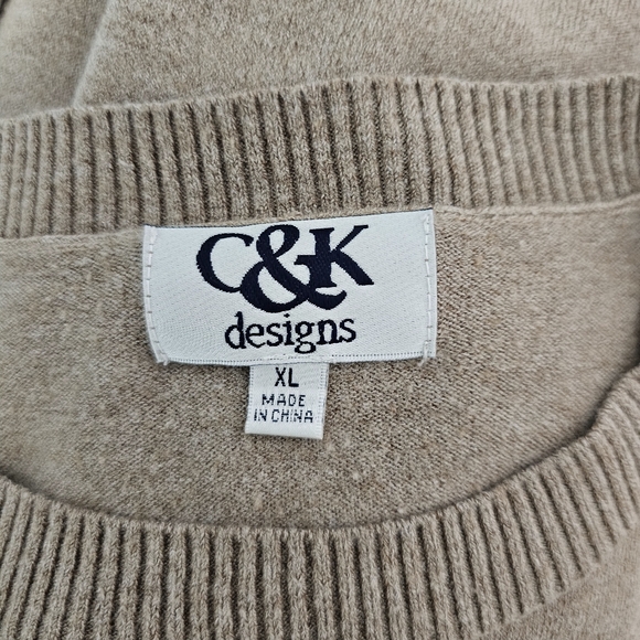 C&K Designs Taupe Lace Detail Crewneck Sweater Size XL - Picture 5 of 7